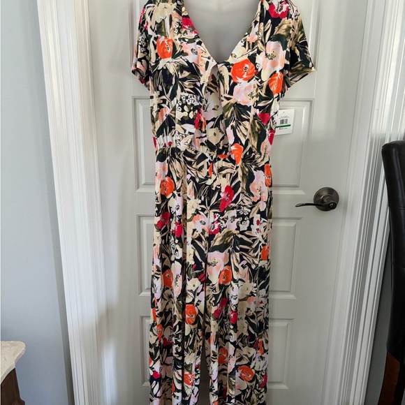 Ellen Tracy Big Flower Field Ink Tie Front Floral Jumpsuit Size L NWT - Picture 2 of 8